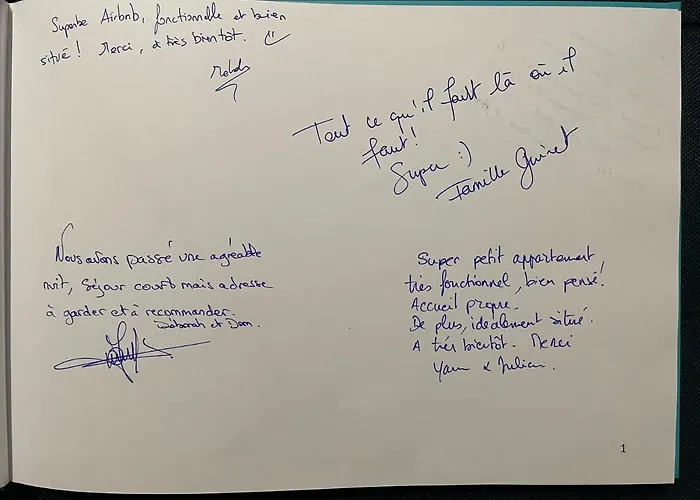 Le Petit Cendriere * 索米尔